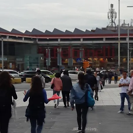 Metropolis Stazione 아파트 *